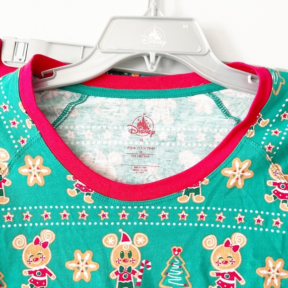 ✨ NWT Mickey Mouse Gingerbread Adult Pajamas | Disney - Picture 3 of 5